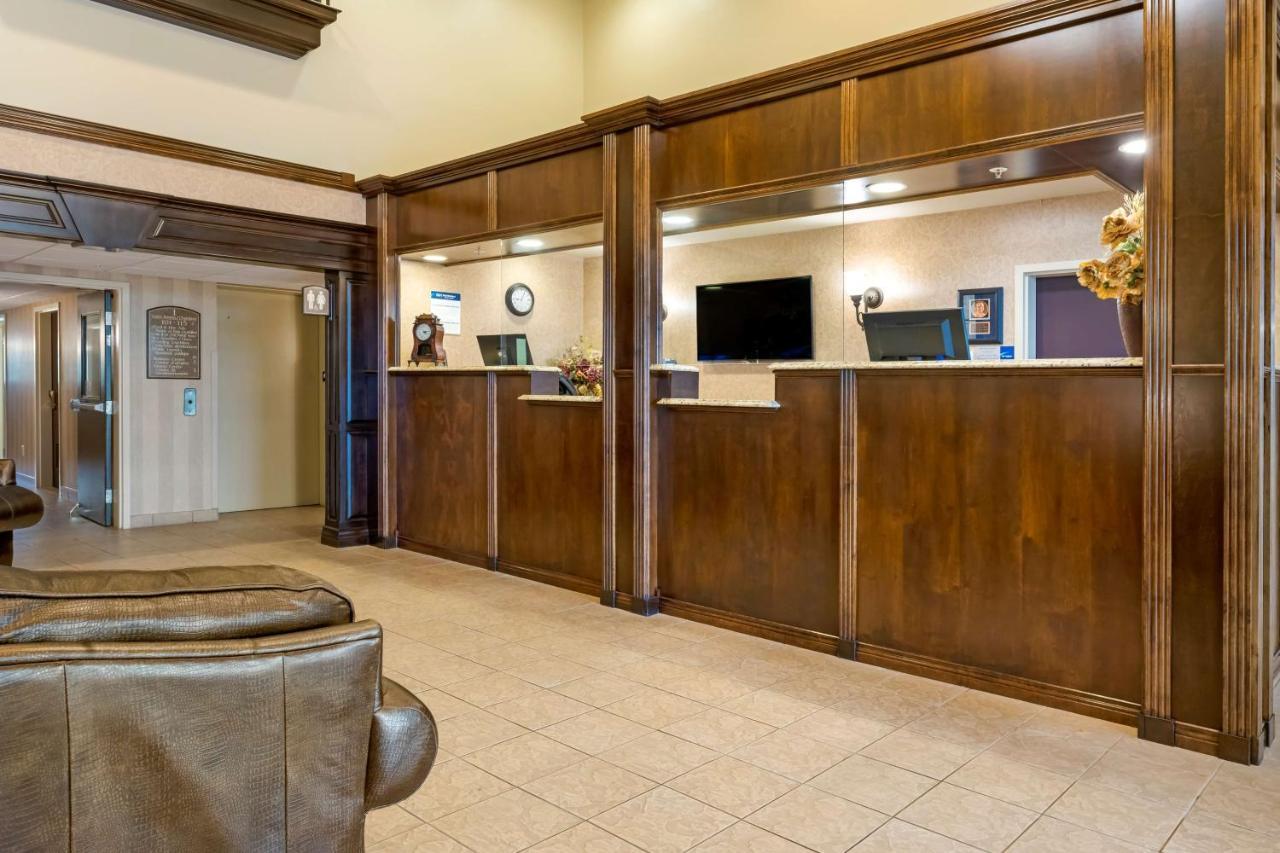 Hotel Western Grand-sault & Grand Falls