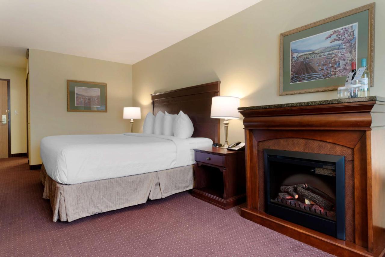 Western Grand-sault & Hotel Grand Falls