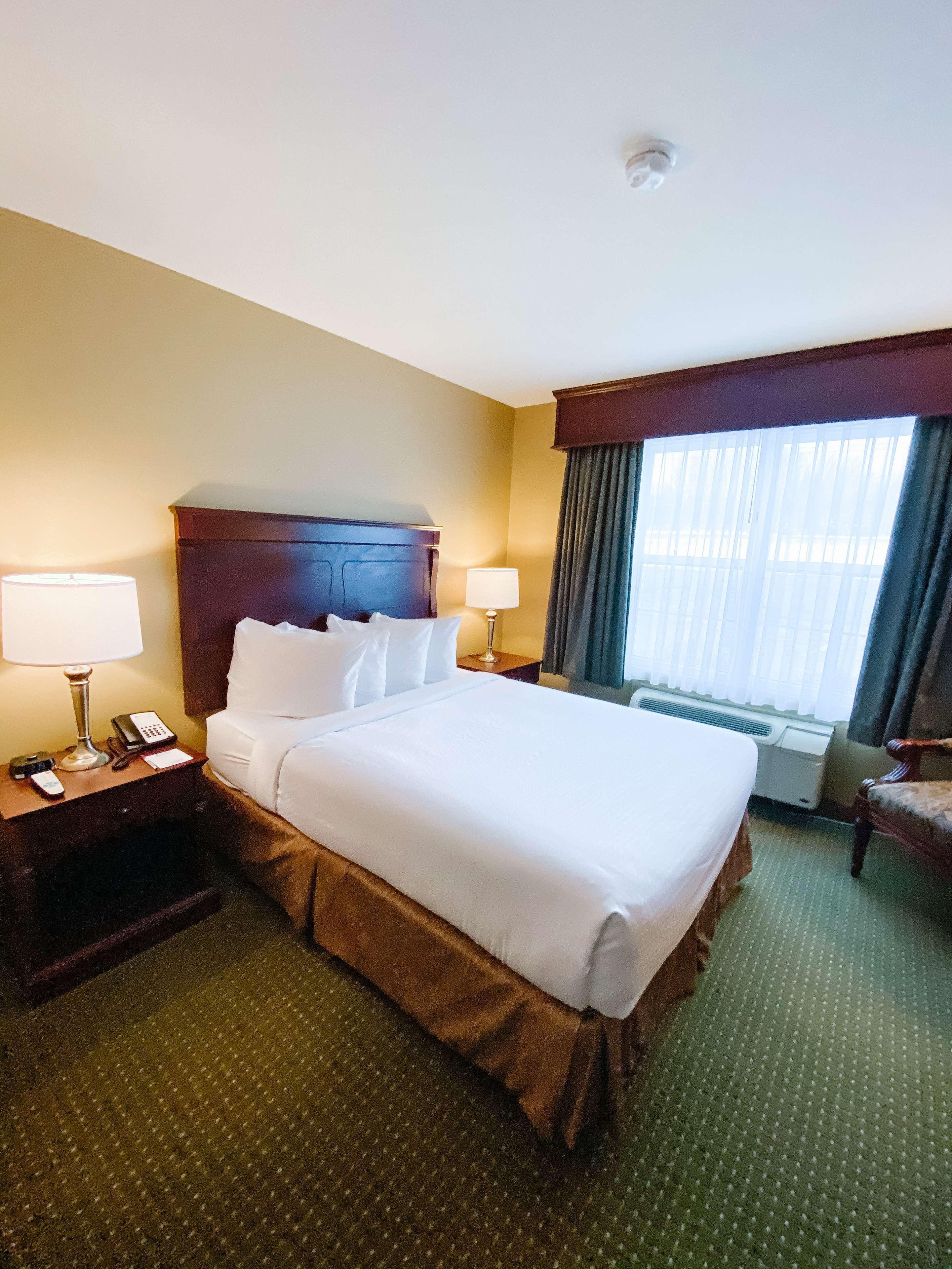 Western Grand-sault & Hotel Grand Falls